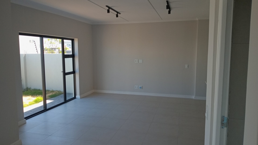 3 Bedroom Property for Sale in Sandown Western Cape